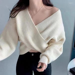 Kvinnors tröjor Elegant Cross V-Neck Off Shoulder Stickover Pullover Korean Chic Lady Clothes Fashion Tops Autumn/Winter Long Sleeve Sweater