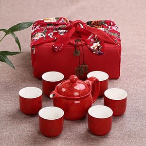 Teaware sätter kinesiska traditionella bröllop keramiska te -set retro röd dubbel lycka tekanna cup lywed souvenir presentförsörjning