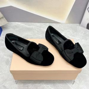 Tasarımcı Flats Ayakkabı Kadife Terlik Loafers bowtie Balerin Bale Daireleri ile Pompalar Siyah Yuvarlak Toe Mules Slaytlar Moccasins Terlik Somunlar