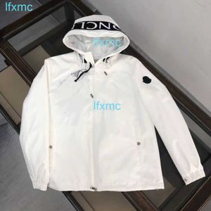 Giacche da uomo firmate Mon per piumini imbottiti invernali Cappotti imbottiti e ispessiti Giacca a vento classica Francia Cappotto con zip con cappuccio e zip calda W2XD 1 1CYT