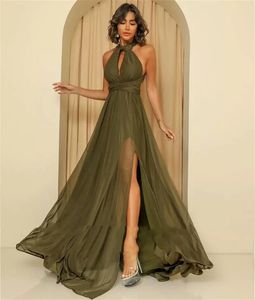 Charmig olivgrön a-line aftonklänning 2024 sexig höghals ärmlös rygglös siltkvinnor prom formella klänningar vestidos de festrock de soiree