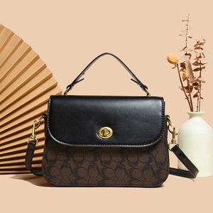 Chaopai impresso versátil bolsa 2023 nova textura moda bloqueio fivela de couro macio um ombro crossbody saco louisianashop bolsas