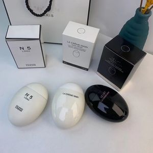 Designer's White Black Goose Egg Handcreme, feuchtigkeitsspendende und feuchtigkeitsspendende Handcreme, Valentinstag, Weihnachtsgeschenk, 3-teiliges Set