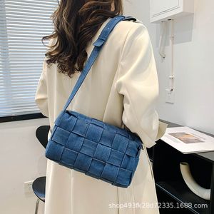 Evening Bags 2023 Autumn/Winter Women's One Shoulder Crossbody Checkered Small Fragrant Small Square Bag Denim Large Capacity 231013