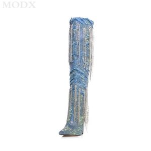 Boots Denim Fabric Crystal Fringe Design Western Western Cowboy Boots Fashion Rhinestone مزينة بأصابع القدمين المدببة بأحذية عالية 231219