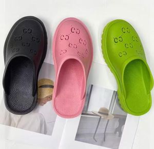 Summer Luxury Sandals Designer tofflor Women Flip Flops Slipper Fashion Guine Leather Slides Metal Chain Ladies Casual Shoes G6393