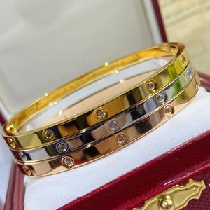 Love Armreif Schmale Edition Paar vergoldeter Armreif für Damen Designer 16-19CM Armband Set Kristall 18K T0P Qualitätsschmuck Kristall Mode Europäische Größe 007