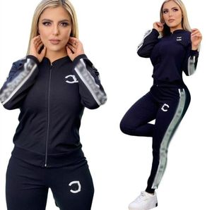 Tute da donna primavera 2024C Marchio di moda di lusso Casual Set da 2 pezzi giacca + pantaloni cardigan con cerniera firmato stampato set completo sportivo nero