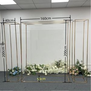 2024 Nuovi oggetti di scena per matrimoni Sfondo placcato oro Arco per matrimoni Decorazione floreale Cornice per display per esterni con schermo ad arco quadrato in ferro