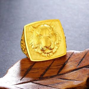 Klaster pierścieni luksusowy tygrysowy palec serdeczny dla mężczyzn bro ojciec prawdziwe 18K żółte złoto dominujące przyjęcie weselne prezenty biżuterii