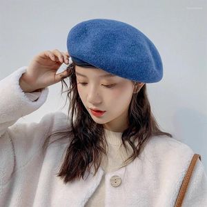 Berets PU-Lederkante Wollbaskenmütze Damen Herbst und Winter Show Face Small Season All-Matching Painter Hat Solid Color