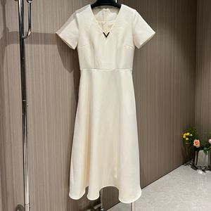 Vestido feminino marca de moda europeia preto e branco com decote em v manga curta vestido de cintura reunida