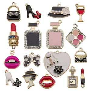 Hurtownia mody multi kolorowe usta Lipstick Perfume Bag Enamel Designer Charms do tworzenia biżuterii