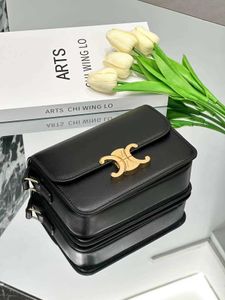 Celins'in lüks marka omuz çantası tasarımcısı Arc de Triomphe Yaz Yeni Orijinal Deri Zafer Kara Kutu Tofu Gerçek Logo ile Çok Yönlü Küçük Kare