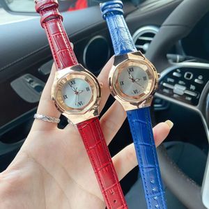 Moda Full Brand Wristkes Women Girl Flor Dial Dial Strap Quartz Relógio de luxo Di36