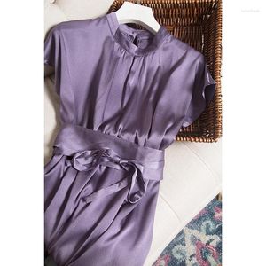Casual klänningar fashionabla midlängd kinesiska modifierade solid silkpärla satin klänning h-formad kjol