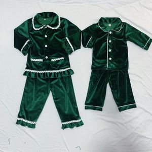 Lounguewear Matching Family Christmas Pyjamas Green Velvet Pjs for Baby Girls Boys Mother and Kids 6m12 Years Adult Women 231220