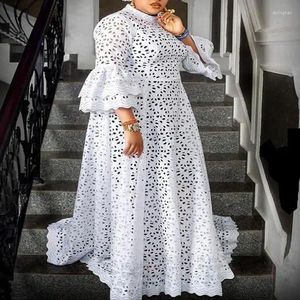 Etniska kläder afrikanska klänningar för wome vit spets blommig ihålig ut halva ärm elegant mode abaya dashiki mantel lång maxi klänning