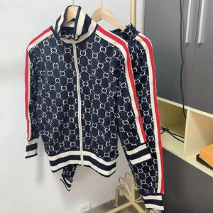 Mens Tracksuits Sweatshirts Suit 남자 트랙복 트랙 땀복 코트 남자 디자이너 여성 재킷 후드 후드 바지 스웨트 스포츠웨어