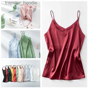 Kvinntankar Camis Summer Cooling Ice Silk Spaghetti Strap Tops For Women Sexig V Neck Tees Top Satin Silk Slest Tank Tops Daily Blus Tops L231220