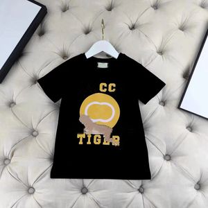 Kids Letters Design Brand T-shirts Short Sleeve Tees Tops Boys Girls Children Colorful Embroidery Pattern T-shirts Pullover Age 2-12T