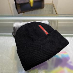 2023 Fashion designers Beanie classic letter badge Skull Cold cap Man Woman Warm Fall Winter Fitted Unisex Good Quality