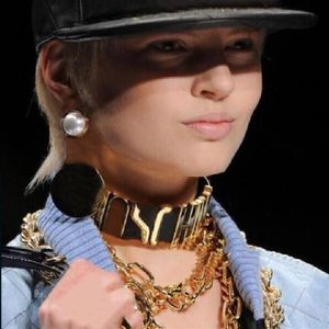 Top Metal Pu Chokers Men Kvinnor smycken Hip Hop -halsband Tillbehör Designer Neutral Letter Necklace3071