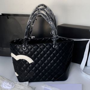 Women Designer Vintage Shopping Bag Tote 28x38cm Two-Tone Appliques Knot Leather Strap Diamond Lattice Quilted Shoulder Handbag with Coin Purse Large Capacity