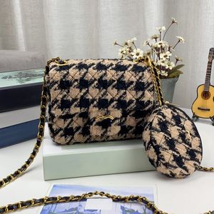 Borsa a tracolla con patta da donna in tweed impiombato Borsa a mano di lusso trapuntata con reticolo di diamanti Portamonete di tendenza Portafoglio di design hardware dorato Valigia classica a tracolla portatile