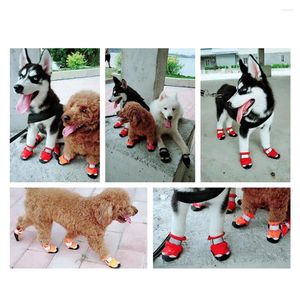 犬のアパレル4PCS耐久性のある子犬の靴を着やすい肌に優しい暖かい犬用の大きな犬用