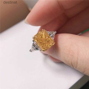 Solitaire Ring Echt 14k Weißgold Ring Beliebt drei Steine ​​4,5 Carat Yellow Diamond Verlobungsring Frauen Statement Jubiläum Tag Geschenkl231220
