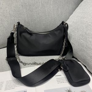 Tasarımcı Çanta Tote Çanta Luxurys Kadın Omuz Çantaları Tote Zincirleri Çanak Çantalar Messenger Sırt Çantası Naylon Crossbody Çanta Avrupa ve Amerikan Moda Vahşi