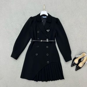 New women's suit pleated dress with double breasted single side pleated design button letter logo dress black and white minimalist pleated skirt