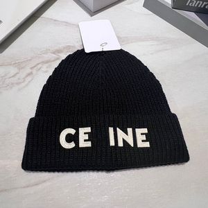 Moda Beanie Caps Designer Chapéus Homens e Mulheres Beanies Outono Inverno Térmico Malha Chapéu De Lã Ski Marca Bonnet Xadrez Crânio Chapéu Luxo Quente Ativo Carta Cabeça Cap Faça Bom