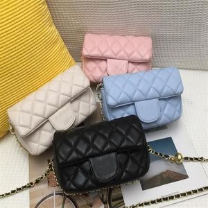 2021 Brand Female Packet Designer Mini Chain Bag Nya koreanska Messenger-väskor Fashion Change One-Shulder Mobiltelefon Bages Christma271J