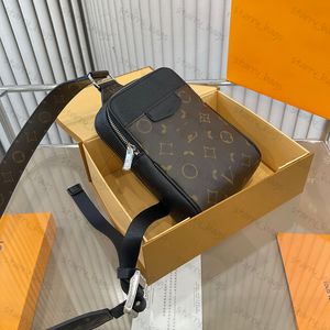 Mężczyźni mody Crossbody Projektant torby Shouder torebki v twardą markę torebki wytłaczanie torby na klatkę piersiową torby kamery skórzane portfel g2312202xq-10