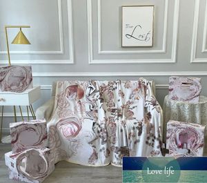 Qualidade designer cobertor lance cobertores sofá cama avião viagem coral velo cobertor toalha de banho presente de luxo para festa de casamento