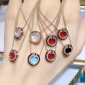 Designer Brand Tiffays double T round cake Necklace plated with 18K gold inlaid Diamond White Fritillaria ring pendant red chalcedony clavicle chain