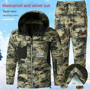 Masculino outono inverno assalto à prova d' água com isolamento de pelúcia camuflagem conjunto sazonal proteção do trabalho resistente ao frio terno de trabalho 231220