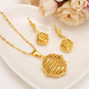 Set di orecchini da cravatta di moda da donna Regalo per feste 18 k Fine G F Gold Leaf Ciondolo 36 31 mm Set di gioielli238