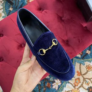 Klädskor män kvinnor loafers äkta läder hopfällbara skor män kvinnor skor storlek 34-46 män tryckt metall rund tå loafers mules lyxiga hästbitar designer