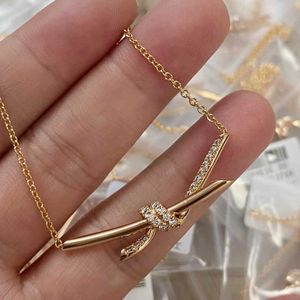 Designer's Sterling Silver s925KNOT Knot Necklace Hand Set Half Diamond Smooth 18k Rose Gold High Version Collar Chain Live Broadcast