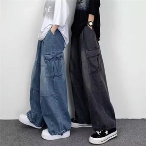 Kvinnors spårningsdräkter 2023 Autumn Harajuku Fashion Retro High Street Hip Hop Byxor raka breda benbyxor avslappnade stora fickor baggy jeans för män 231219