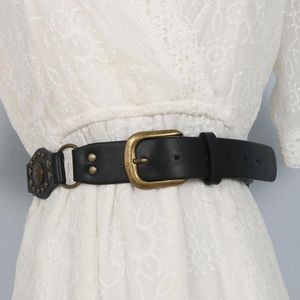 Cinture Delicata cintura da donna in PU cintura etnica con rivetti a fiori intagliati in vita per ragazze
