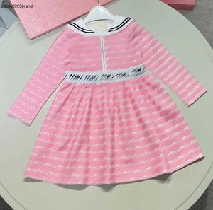 Nowa sukienka dziewczyna granatowy projekt kołnierza sukienki dziecięce rozmiar 110-160 litera pasiastka druk Druku