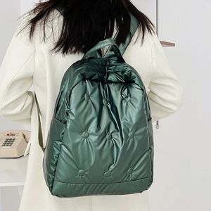 Mochilas escolares de alta qualidade espaço para baixo mochila para mulheres grande capacidade inverno meninas mochilas femininas tendência leve algodão saco de viagem 231219