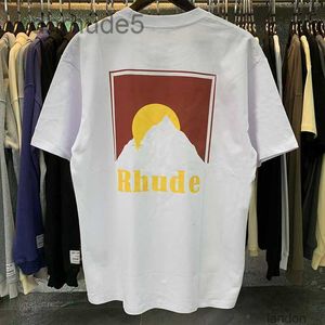 T-shirts pour hommes Rhude Sunset T-shirt avec motif de montagne enneigée American Loose Mens Summer T-shirt Couple à manches courtes LAM3 0Q76