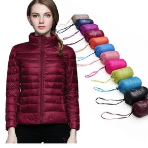 Cobrir as mulheres de inverno Stand colar de pato branco down jacket feminino Ultra Light Down Down Down Down