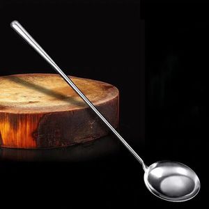 Utensili da cucina Cucina Manico lungo Spatola in acciaio inossidabile Ristorante Mensa Strumenti per chef Pentole Wok Turner Cucchiaio da zuppa Utensili per schiumarola 231219