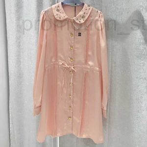 Vestidos casuais básicos designer miumius bordado tênis saia designer frisado camisa de manga longa moda vestidos curtos marca de luxo roupas femininas hzch